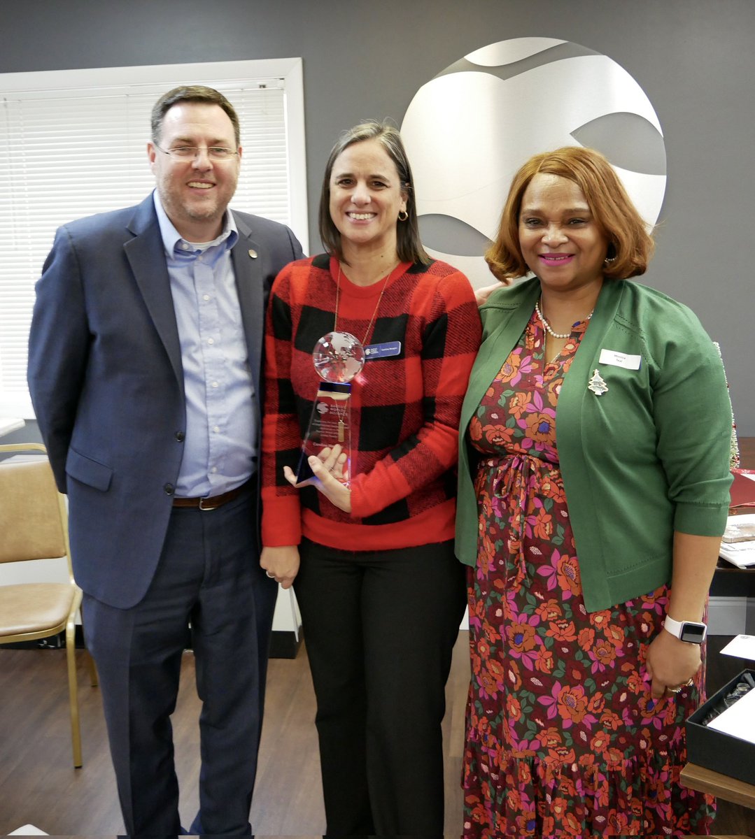 BaptistWorld's tweet photo. At this week's BWA Christmas Open House, we joyfully honored the dedication and service of several incredible team members, celebrating milestone anniversaries that mark their impactful contributions to our global Baptist family. We recognized significant milestones of 5, 10,... https://t.co/iafloWYnZn