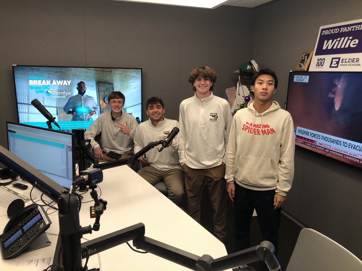 Mason cross country state championship victory tour takes us to local radio legend Bill Cunningham’s show on WLW 700.  ⁦<a href="/RunMasonComets/">RunMason Boosters</a>⁩ ⁦<a href="/xc_mason/">Mason XC and T&F</a>⁩ ⁦<a href="/MHSsportsradio/">Mason Sports Radio</a>⁩ ⁦<a href="/700wlw/">700WLW</a>⁩
