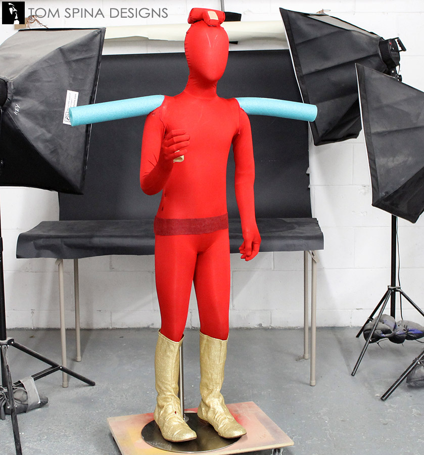 TomSpinaDesigns's tweet photo. The '80s Flash Gordon cult classic just turned 44 years old! Here's an interesting original costume from the film that required a unique custom mannequin to complete the display! https://t.co/iEKdrtJ8yI
#TomSpinaDesigns #FlashGordon #Queen #custommannequin #movieprops https://t.co/a4YXBYs08t