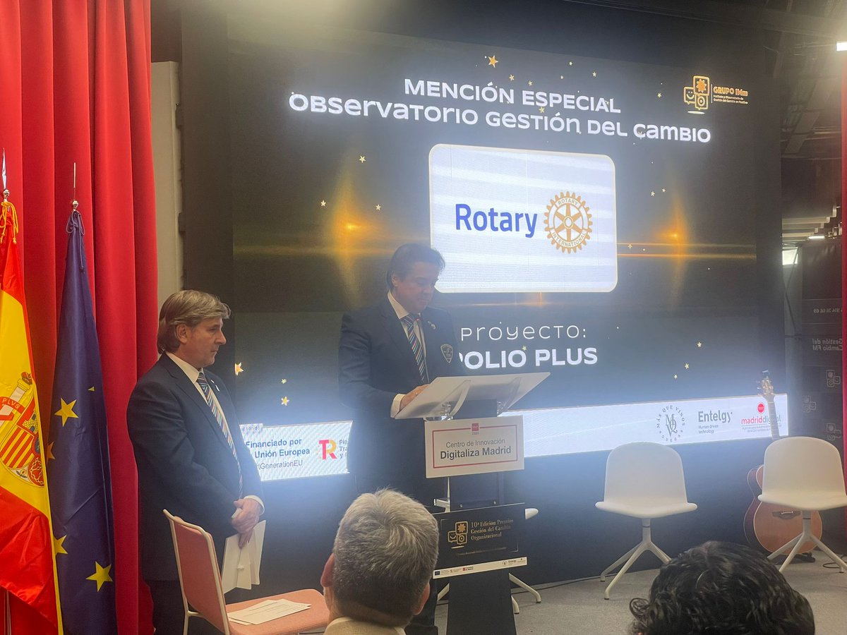 grupo_imm's tweet photo. Premio a la mención especial del Observatorio de Gestión del Cambio al proyecto  de transformación social  a  @Rotary con el proyecto "Polio Plus" Luis Gómez-Ojero Martínez, Gobernador Distrito 2201, enhorabuena!  #premiosIMm #gestiondelcambio https://t.co/PoqsQgphQv