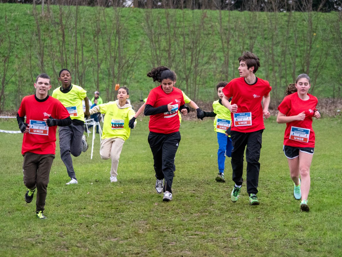 creteil_unss's tweet photo. Journée de Cross Académique @AcCreteil 🏃‍♀️🏃‍♂️🏃  pour près de 1600 collégiens et lycéens @AulnaySousBois

Bravo à tous les participants 🤩 et aux organisateurs 🙏

Retrouvez les résultats en ligne 
➡️ https://t.co/TOB08CTATg https://t.co/5TI3MeUCuB