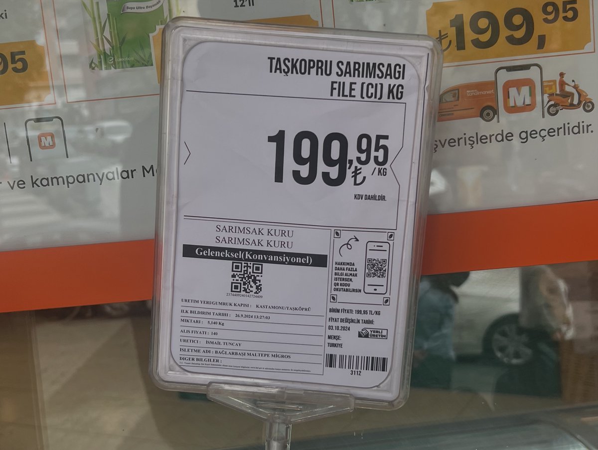 Böylece 20 ₺'ye üreticiden alınan sarımsaklar tüketiciye tam 10 kat yüksek fiyattan satılıyor!
Migros bu ticaretten %42 oranında kazanç sağlarken, aracı firma tam %600 oranında kâr yapıyor!
Olan üreticiye oluyor!
Olan tüketiciye oluyor!
Peki buna kim dur diyecek?
<a href="/ticaret/">T.C. Ticaret Bakanlığı</a>