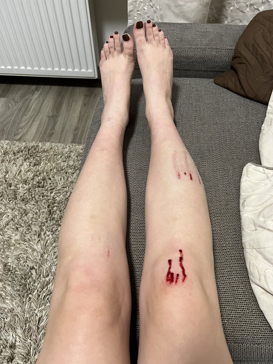 stalximik's tweet photo. Я сегодня: 
1 сдала тест на минимум проходной. 
2. Проиграла в монополию. 
3. Упала в метро. 
4. Написала еще один тест https://t.co/FpeSpl4oc9