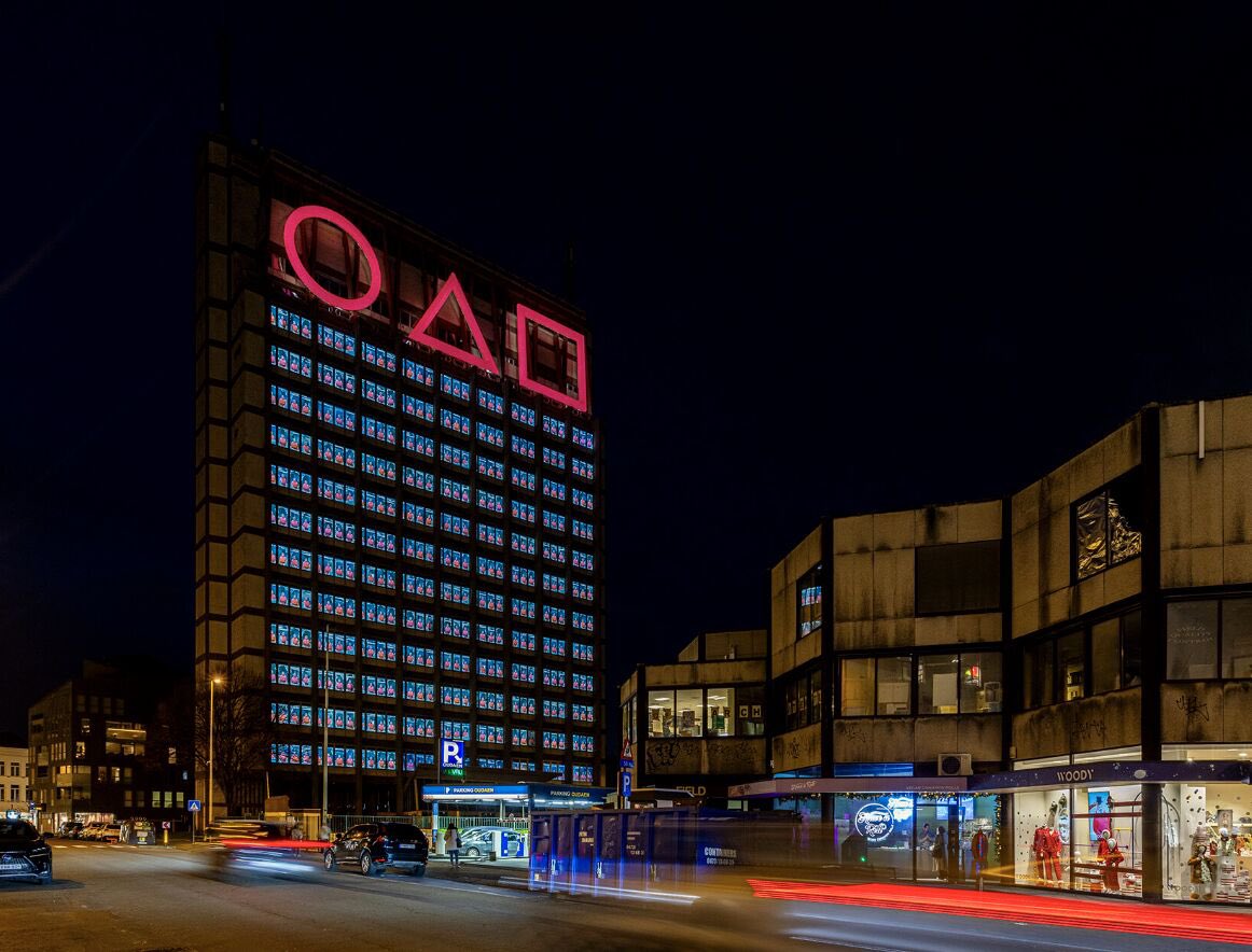 COMMBCA's tweet image. Best OOH creative last week— via OOH Today 

Full article: oohtoday.com/ooh-best-creat…
—-
Sign up for our newsletter at bit.ly/COMMBnewsletter to stay up to date on the release of new materials!