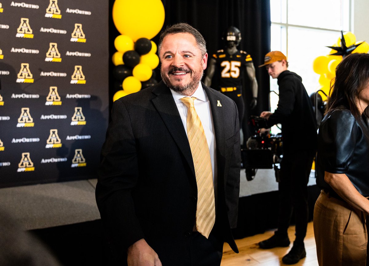 AppState_FB's tweet photo. #AppNation, tune in for Coach @Dowell_Loggains’ appearance today on Triad radio with @JoshGrahamShow: 

⌚️ 3:30 p.m. 
🔗 https://t.co/fCi8fl6oLm 

#GoApp https://t.co/oYIJDL3Q6e