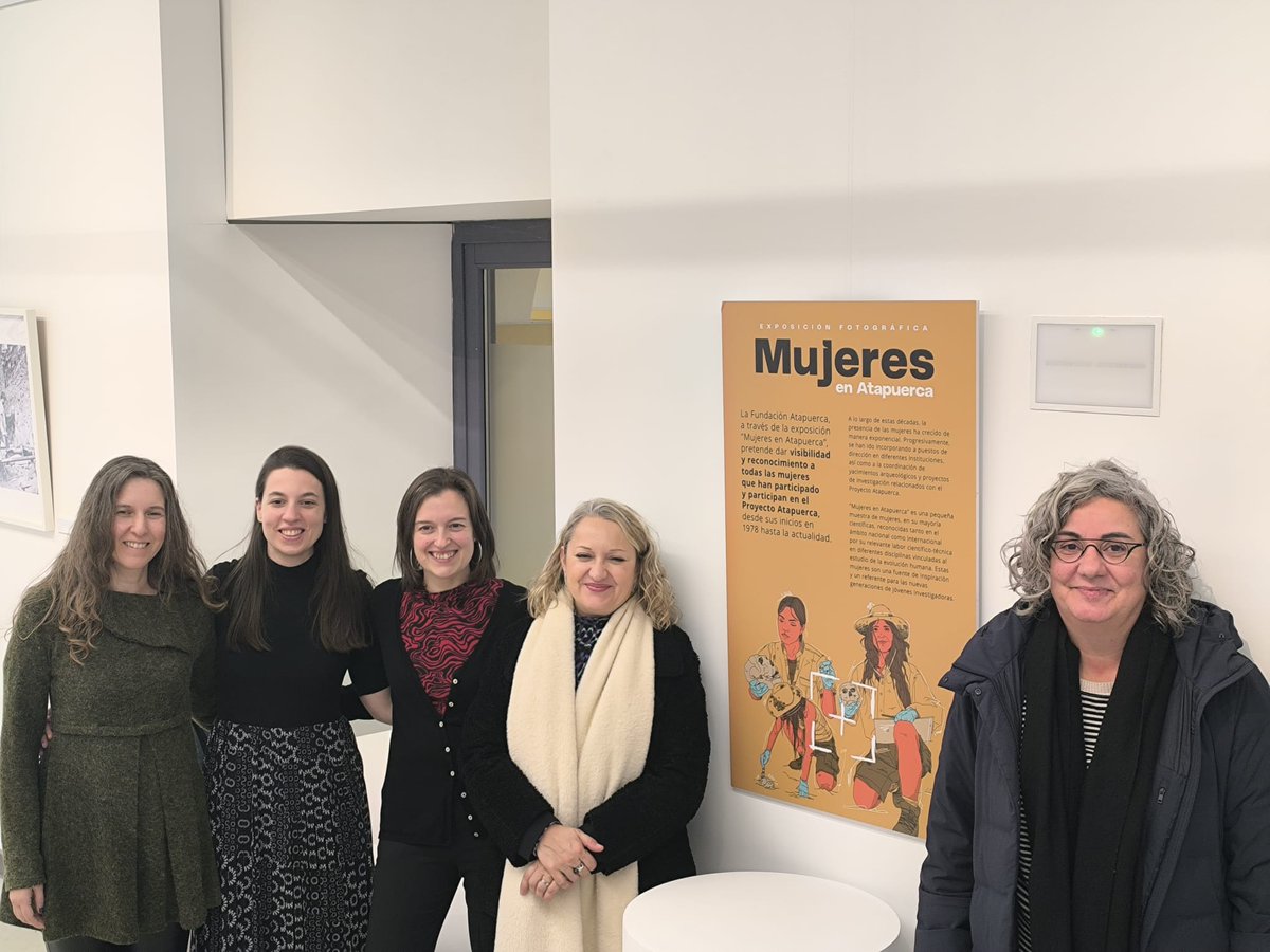 Un placer haber compartido una mañana de intercambio de ideas y experiencias con @RaquelLiceras <a href="/AppCultura/">App Cultura</a> Isabel Izquierdo <a href="/MANArqueologico/">Museo Arqueológico Nacional</a>. Gracias <a href="/mcfernandezlaso/">Maria Cristina Fernandez Laso</a> y <a href="/PoluxArq/">Alberto Polo</a> 📸por estas Jornadas de Arqueología en Femenino y por la exposición sobre mujeres en Atapuerca 🥰🥰