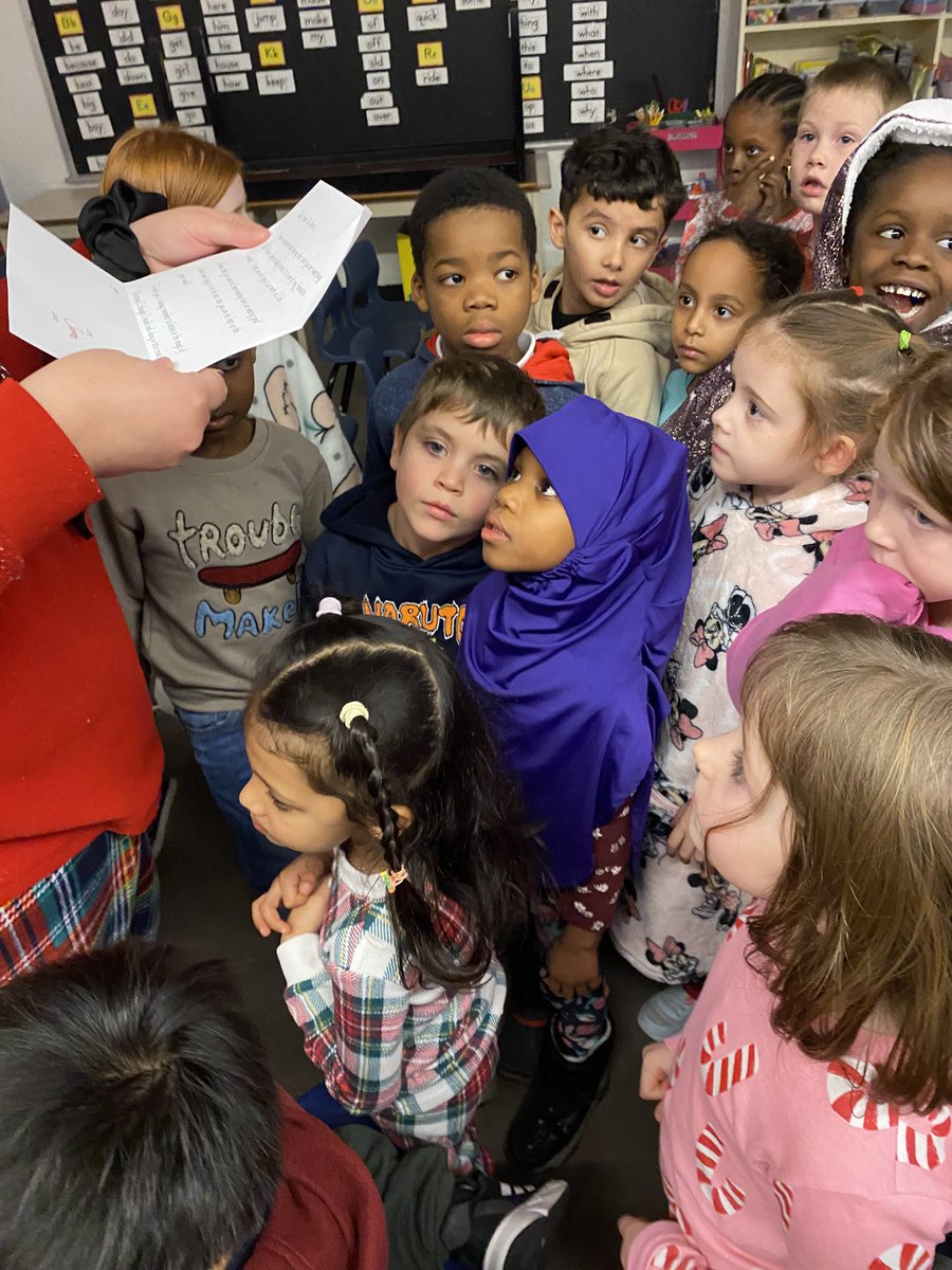 msjcthomas's tweet image. Ending our Polar Express Day with a special delivery straight from the North Pole!! @MsYoungsClass3 @RenniesRiver @NLSchoolsCA