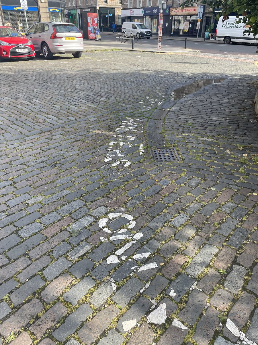 THE FRENCH OVEN tweet media