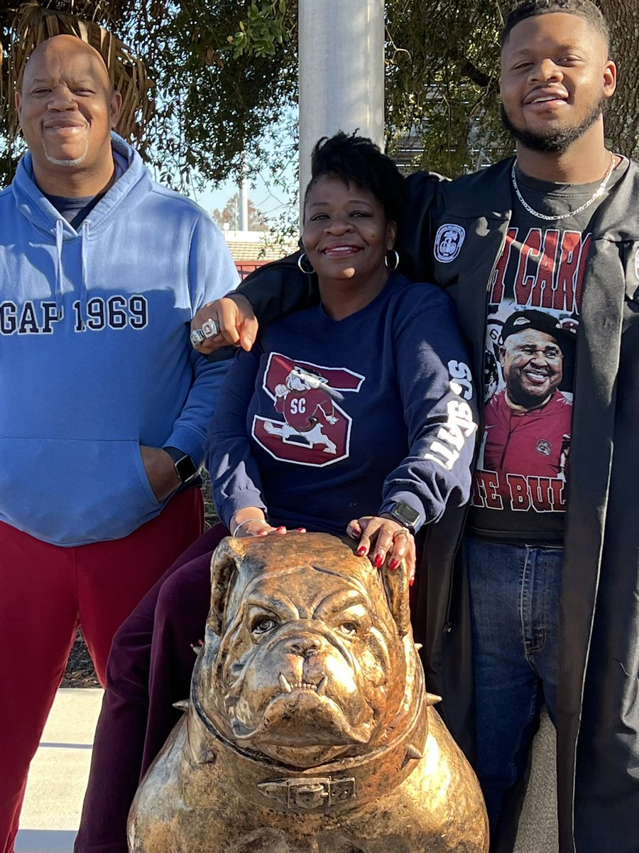 Michelle Muller tweet media