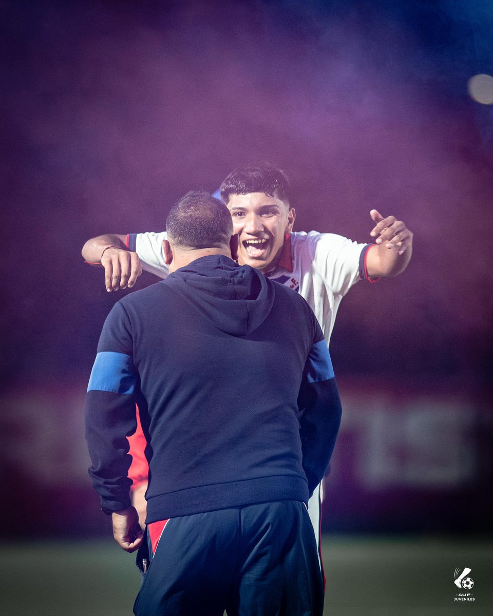 JuvenilesAUF's tweet image. 🤙🏻 𝗖𝗔𝗠𝗣𝗘𝗢𝗡𝗘𝗦 𝗗𝗘 𝗧𝗢𝗗𝗢

La 𝘀𝘂𝗯-𝟭𝟰 de @CNdeFformativas es para 𝑠𝑒𝑔𝑢𝑖𝑟 𝑣𝑖𝑒𝑛𝑑𝑜.

✔️ Apertura
✔️ Clausura
✔️ Anual

#FábricaDeTalentos