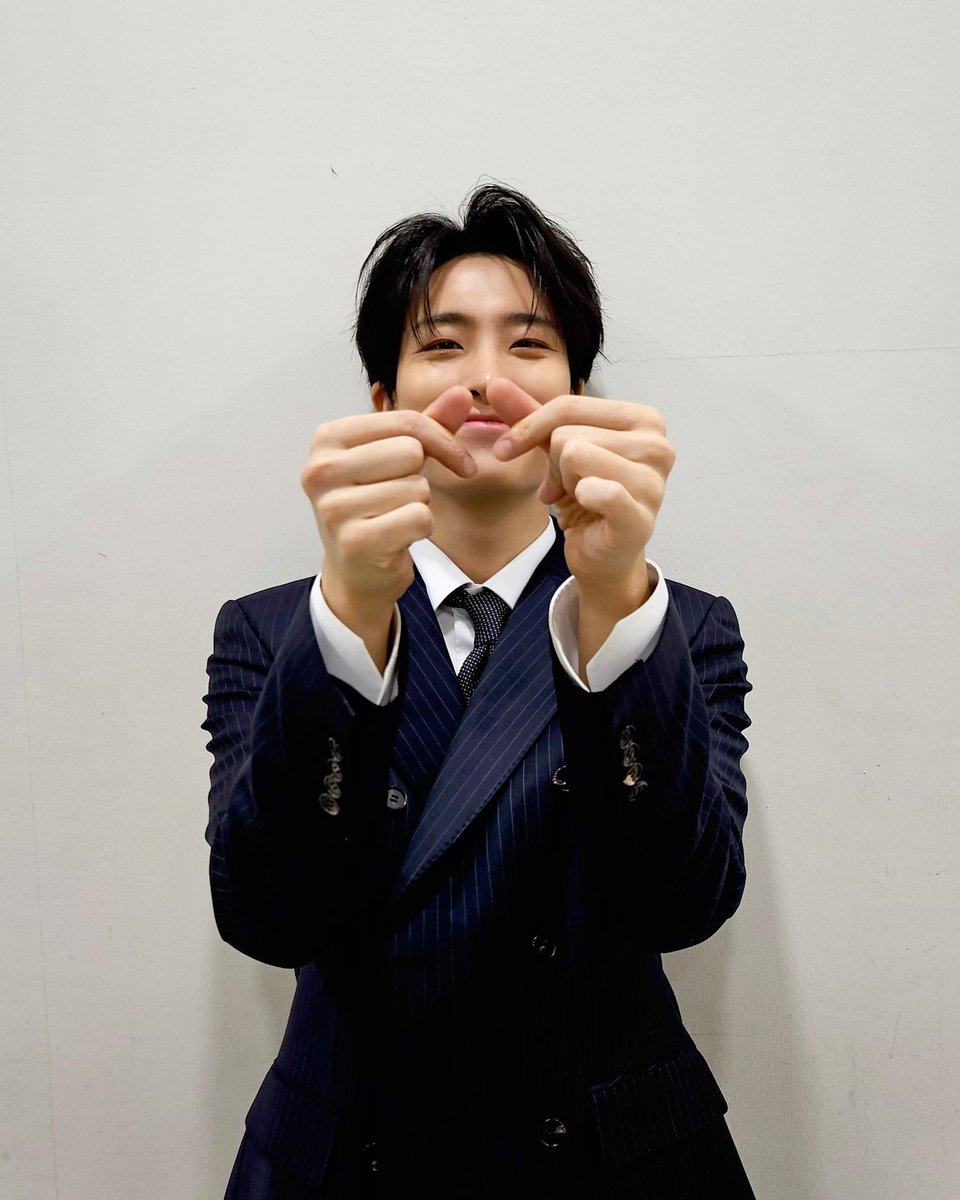 따뜻한 하루 보내요 아가새🐥💚🤍💙

#영재 #YOUNGJAE