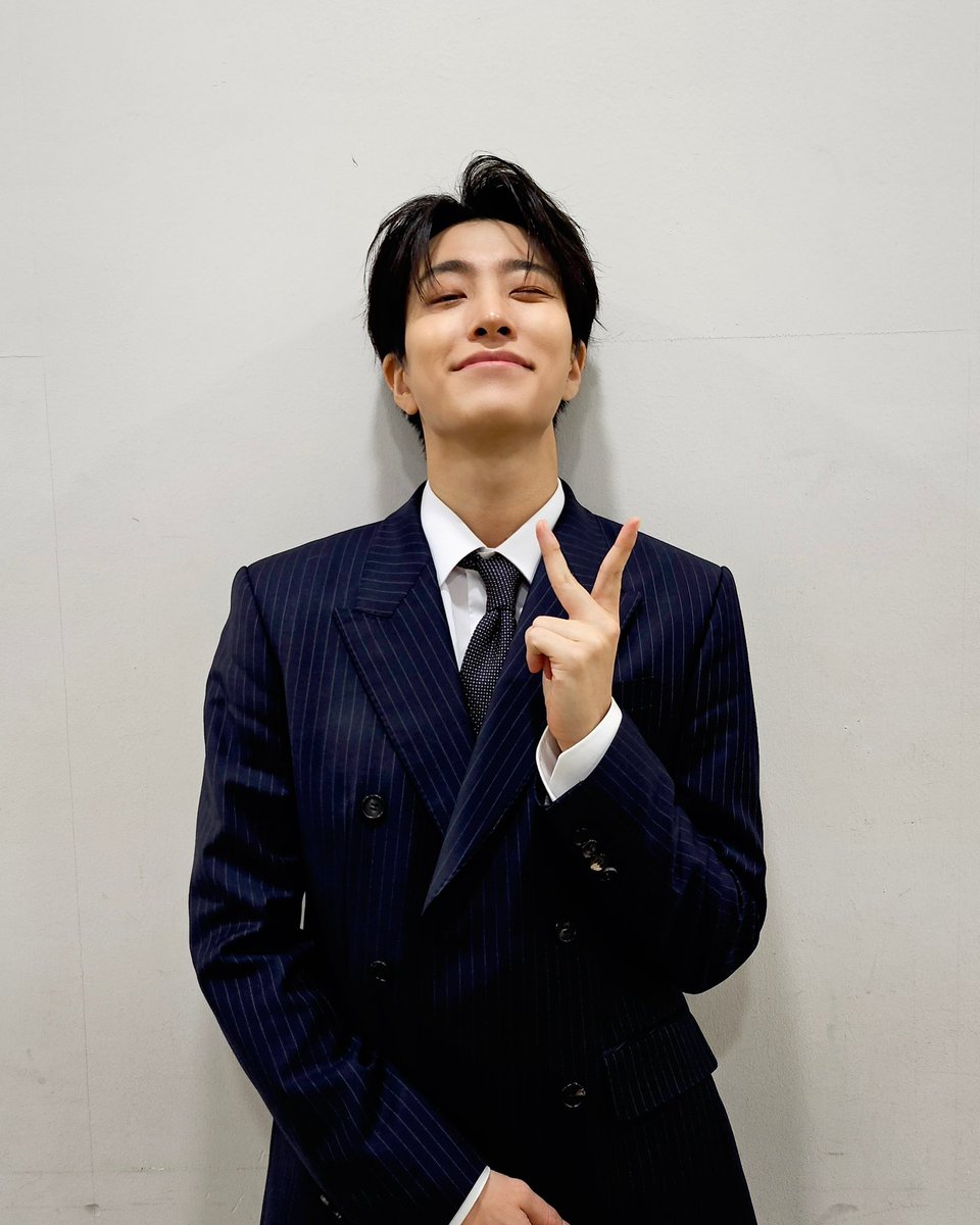 영재 YOUNGJAE tweet media