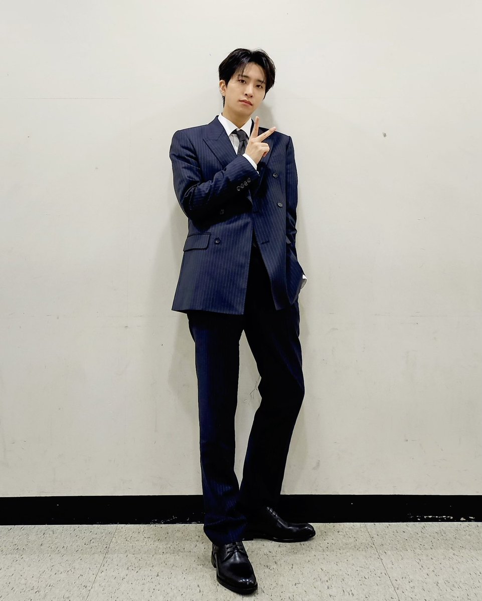 영재 YOUNGJAE tweet media