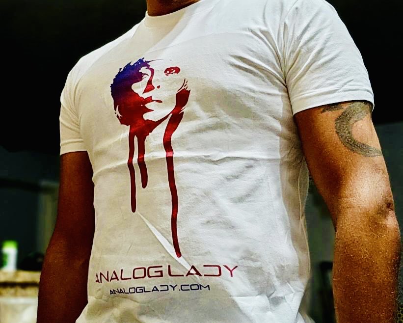 the fellas wear an•a•log gear 🌱