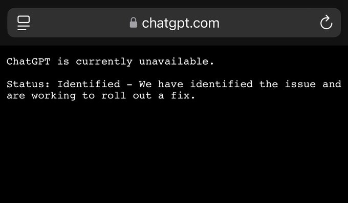 MotsAndCo's tweet photo. #ChatGPT está caído. ¿Ahora se supone que yo redacte este post yo mismo?  😅 https://t.co/r1IXql5SOy