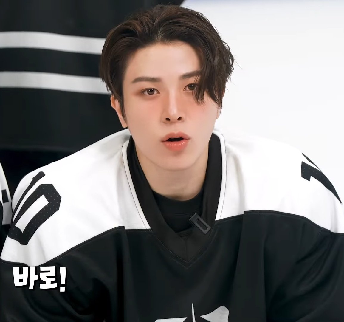 sjhfilters's tweet image. 🖤🖤🖤🖤 #소정환 #SOJUNGHWAN