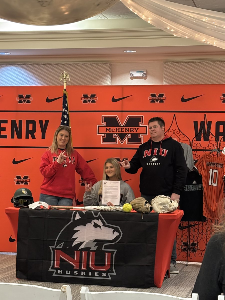 McHenry Softball tweet media