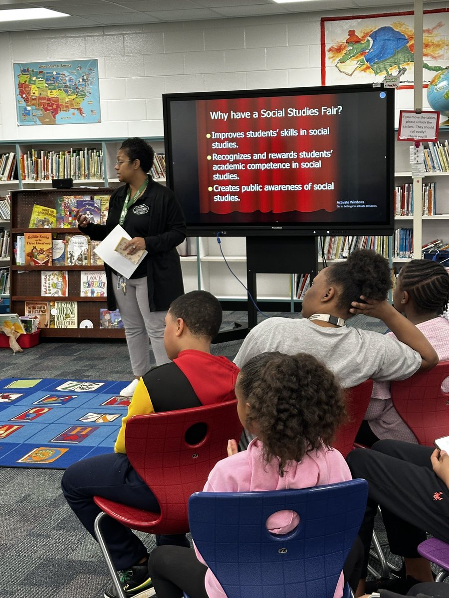 LorraineLions's tweet photo. Our 5th grade showed their Pride at the LES Social Studies Fair. Congratulations to all who participated and to those who are advancing to the County Fair.
#lespride https://t.co/RQbirhc6tP
