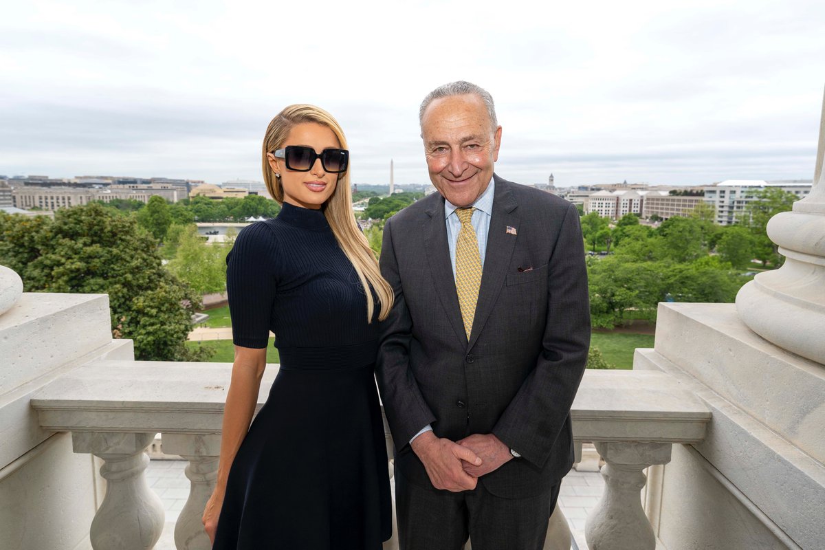 Paris Hilton tweet media