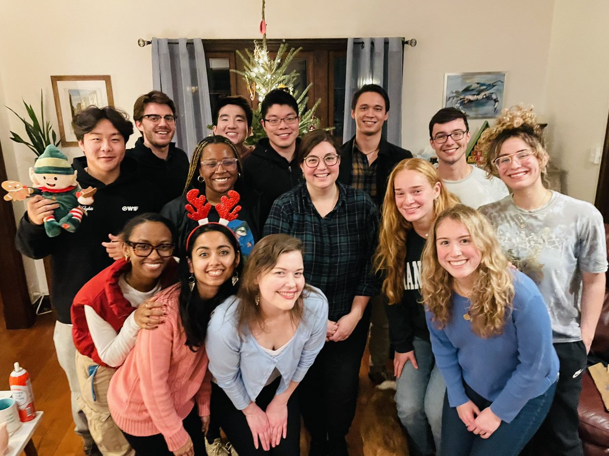jennamueller711's tweet photo. Was a great night for the annual Mueller lab holiday party! π #MuellerLabForever https://t.co/CNvGtpemCx