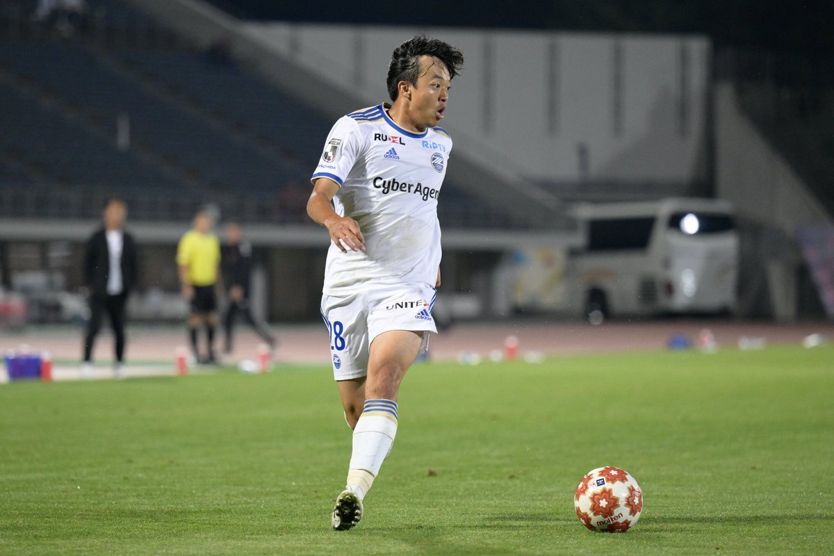 FcMachidaZelvia's tweet photo. そのスピードは日本屈指💪🔥
怪我に苦しむ時間が長かったけど、前向きに努力を続けるヨウヘイの姿をみんな見ていたよ。

たまに見せるヨウヘイの天然さ・優しさにいつも癒されていました🥰
山口でもケガなく、ヨウヘイらしく！

山口の皆さん、引き続きよろしくお願いいたします🙇‍♂️✨

#renofa #zelvia https://t.co/6rR6FCEAoA