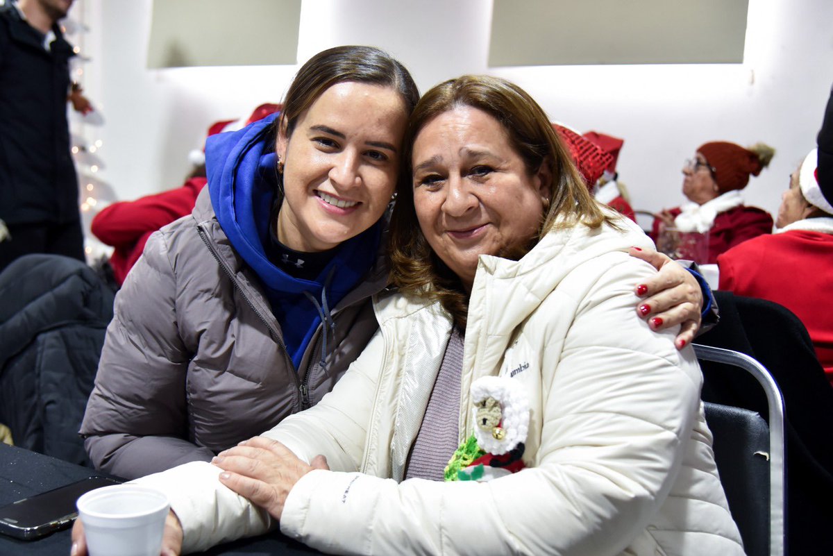 DIF_Saltillo's tweet photo. En un ambiente de alegría, celebramos la tradicional Posada de nuestros Adultos Mayores 🧑🎄🎅en el Salón Polivalente DIF Saltillo, en el que refrendamos los lazos de afecto que nos unen 🪅 #DIFSaltillo #SaltilloNosUne https://t.co/nc2ibFVrWK