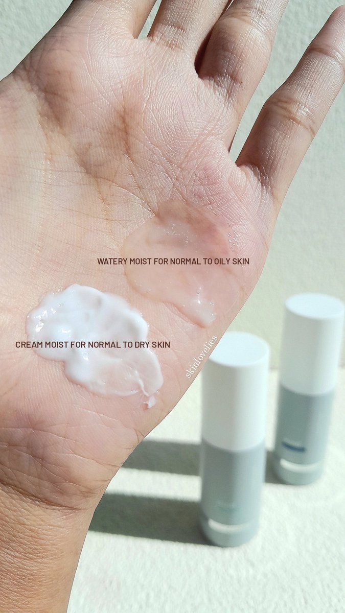 skinlovelies's tweet photo. Moist yang sering aku notice kalau lagi bahas tips dan ingredients skincare.

Karna, brand ini tuh sadar kalau pelembab itu bukan one fits for all. Jadi mereka bikin yg khusus untuk oily dan dry skin. https://t.co/BAmcpNSE6V