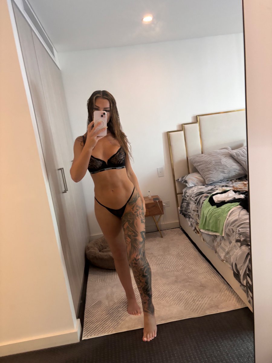 Hey yall! 
Does anyone know of any websites/software to find creators locally to Collab with in AU? 
Im a veteran in the adult industry however am brand spankers to the digital landscape! And Man.. is it tough!  Am open to working with both males and females just need someone