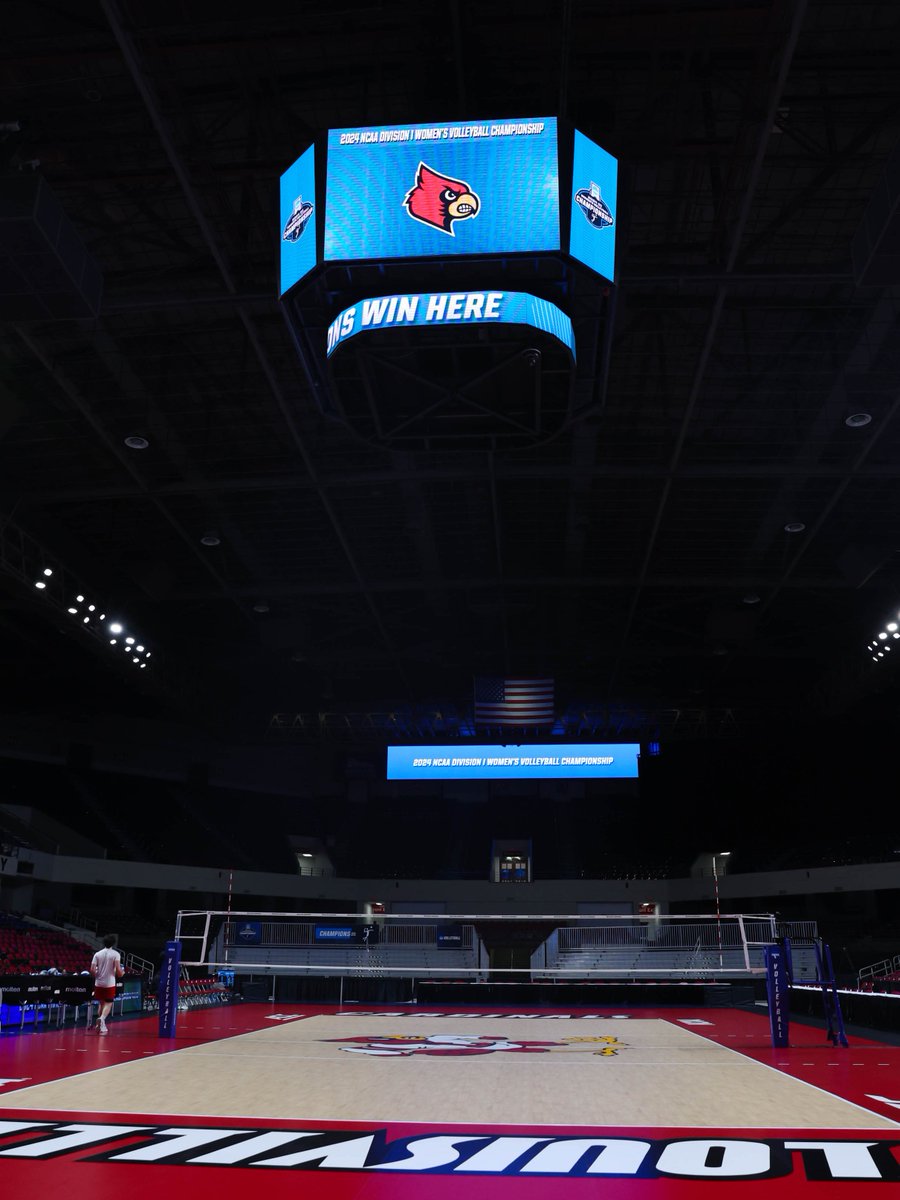 Louisville Athletics tweet media