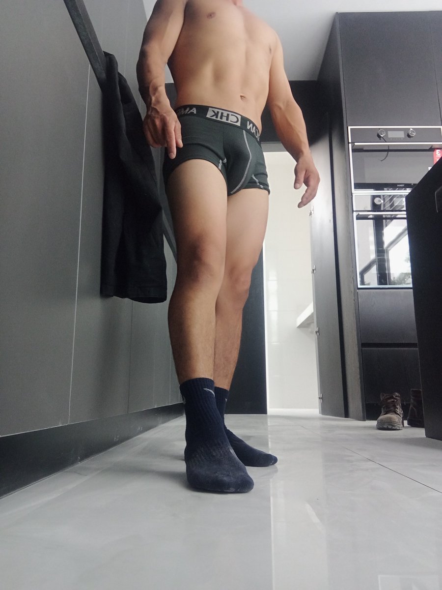 OrtegaJors16's tweet photo. Sígueme si quieres ver más fotos hot https://t.co/9j9skh0EC4