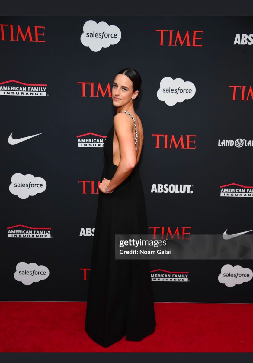 Caitlin Clark at Time magazine event! Hair up. Nice look.