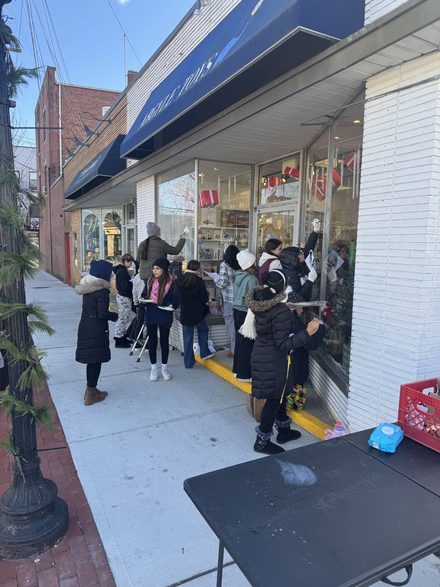 Dr. Falcón tweet media