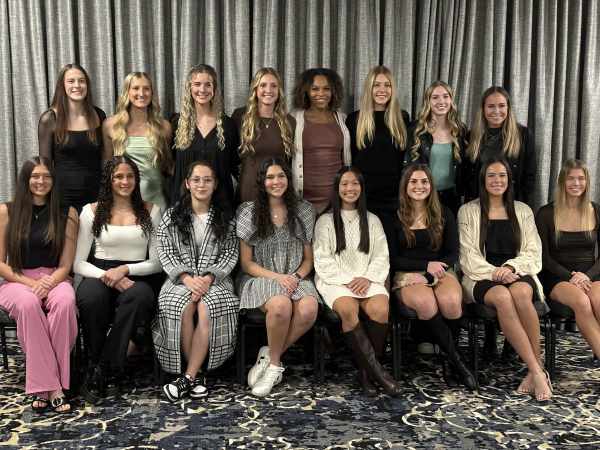 NCAA Division II Volleyball Championship banquet is under way and <a href="/UCOvolleyball/">UCO Volleyball</a> is in the house!! Bronchos take on San Francisco State at 1:30 pm Thursday.