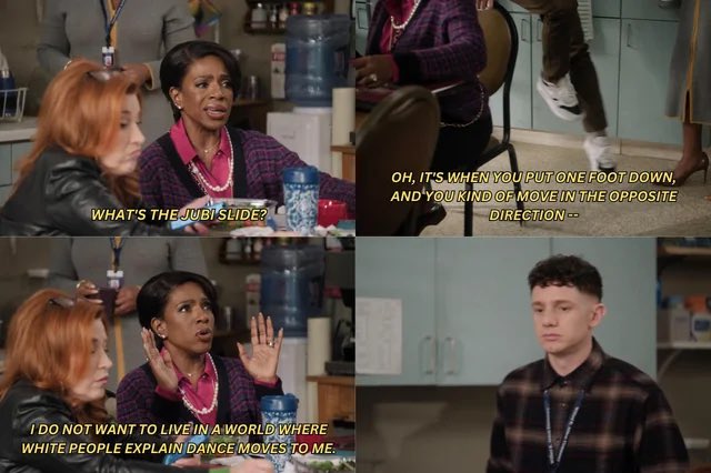 This scene sksndndnenskskdjejf