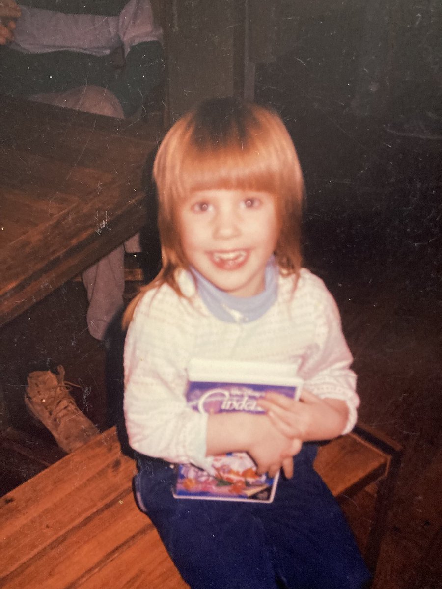 chair 👉🏻🪑 tweet media