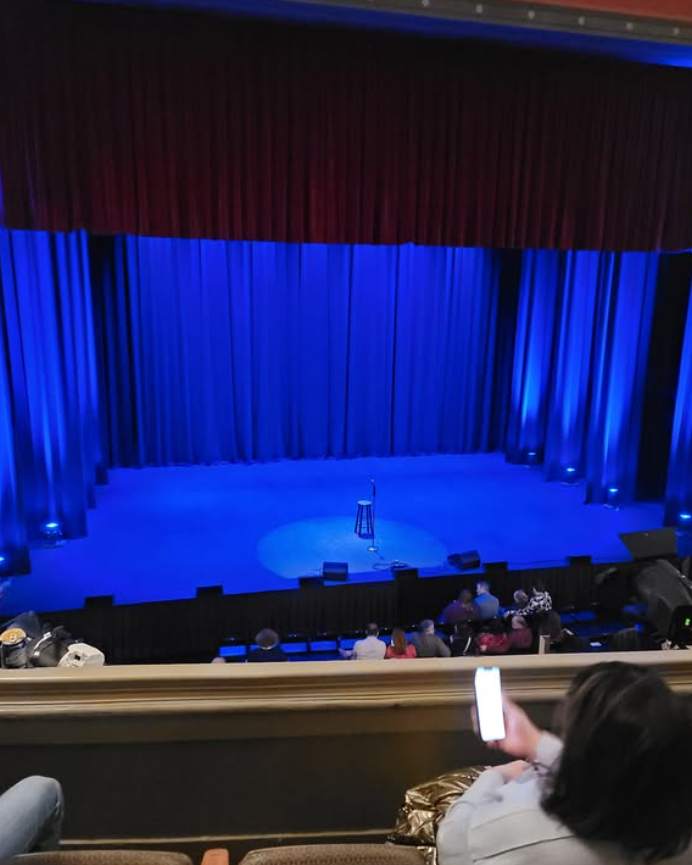 mrantoniopeters's tweet photo. Waiting for Mike Birbiglia
#MikeBirbiglia https://t.co/rmXqCHDceA