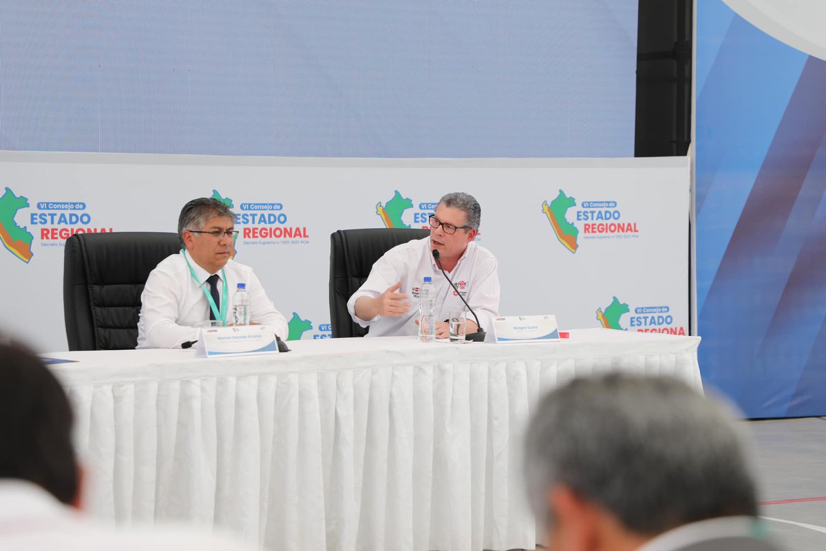 grtc_lambayeque's tweet photo. #LaUniónHaceLaFuerza | 👉 El gerente regional de Transportes y Comunicaciones, Ing. Carlos Eduardo Orbegoso Salazar participa junto al gobernador regional Dr. Jorge Pérez Flores del VI Consejo de Estado Regional que se realiza en el campus de la Universidad de Piura. https://t.co/RORZnl0ixz