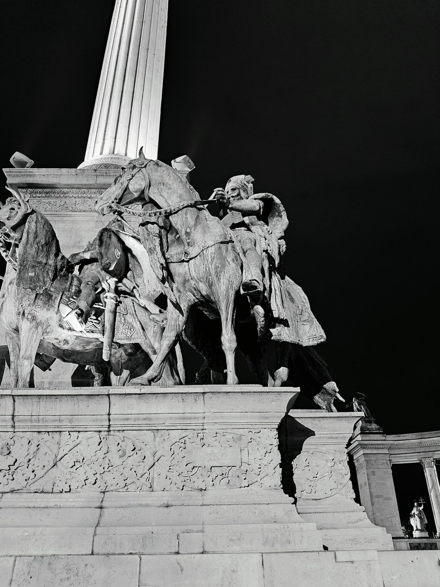 iamIRONSman's tweet image. Heroes square.
#shotonsnapdragon 
#onepluscommunity
Nord 4
@oneplus @Snapdragon