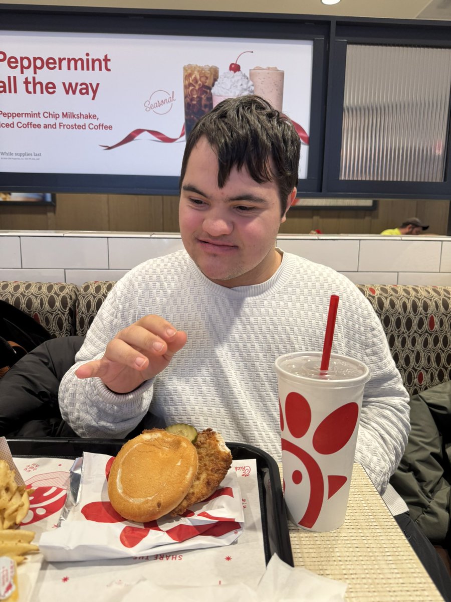 Mrs. Lindsey Duggan tweet media