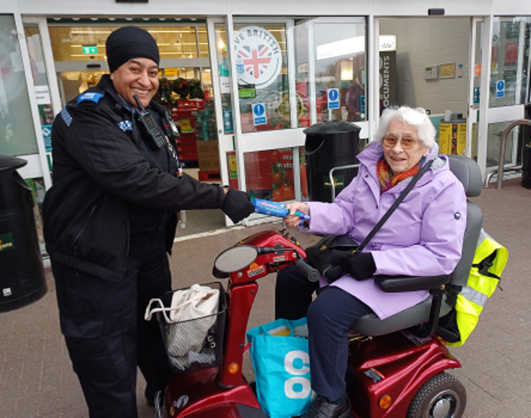 MerPolWirral's tweet photo. Officers from the Wallasey Neighbourhood Policing Team carried out a surgery at Morrisons, West Kirby today, speaking to local residents about improving their home security over the festive period.
For more crime prevention advice visit : https://t.co/A6UDyK115x
#OpShepherd https://t.co/CBA3Ha5RRn