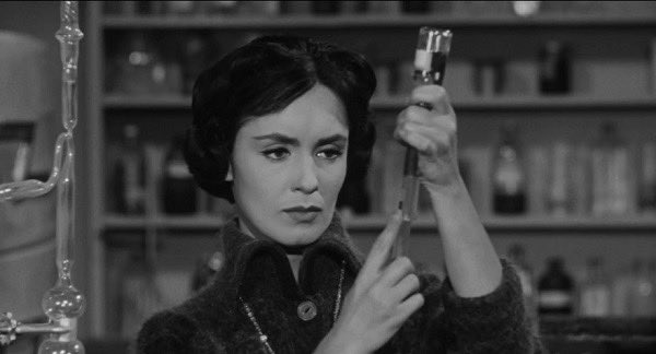 Mañana nos vemos las caritas en el Ateneu del Raval a las 19:30 🐝💉💚🌈