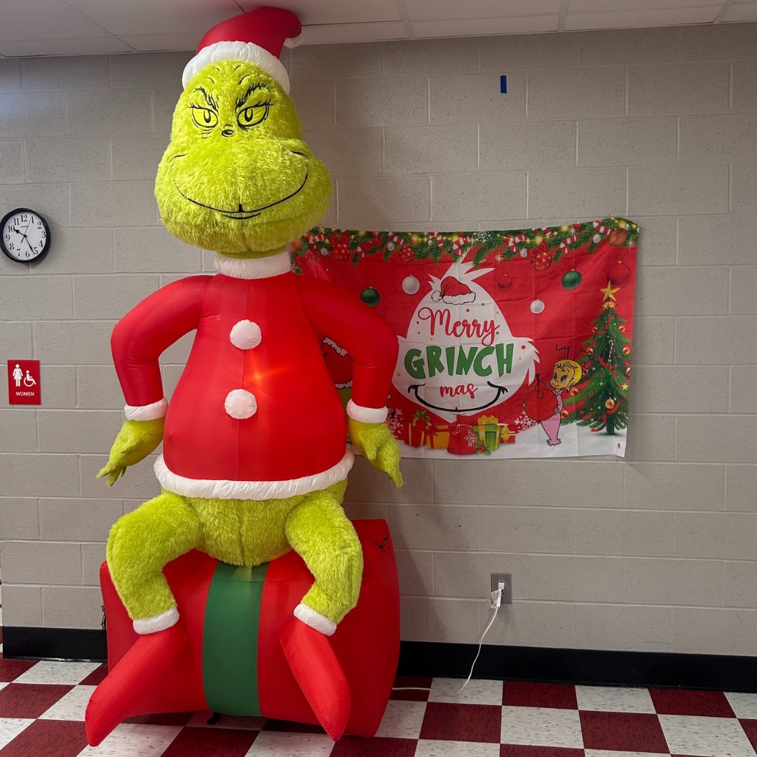 dekalbcnp's tweet photo. @Collinsville_HS is ready to steal the spotlight this Grinch Day! ๐๐ The cafeteria is decked out in festive Grinch decor, spreading holiday cheer to all. ๐
โจ
๐ธ Nikia Butler
@DeKalbCoSchools #DeKalbAL #DeKalbAlabama #DeKalb #ALSchools #DeKalbCounty https://t.co/8UW8kacHA9