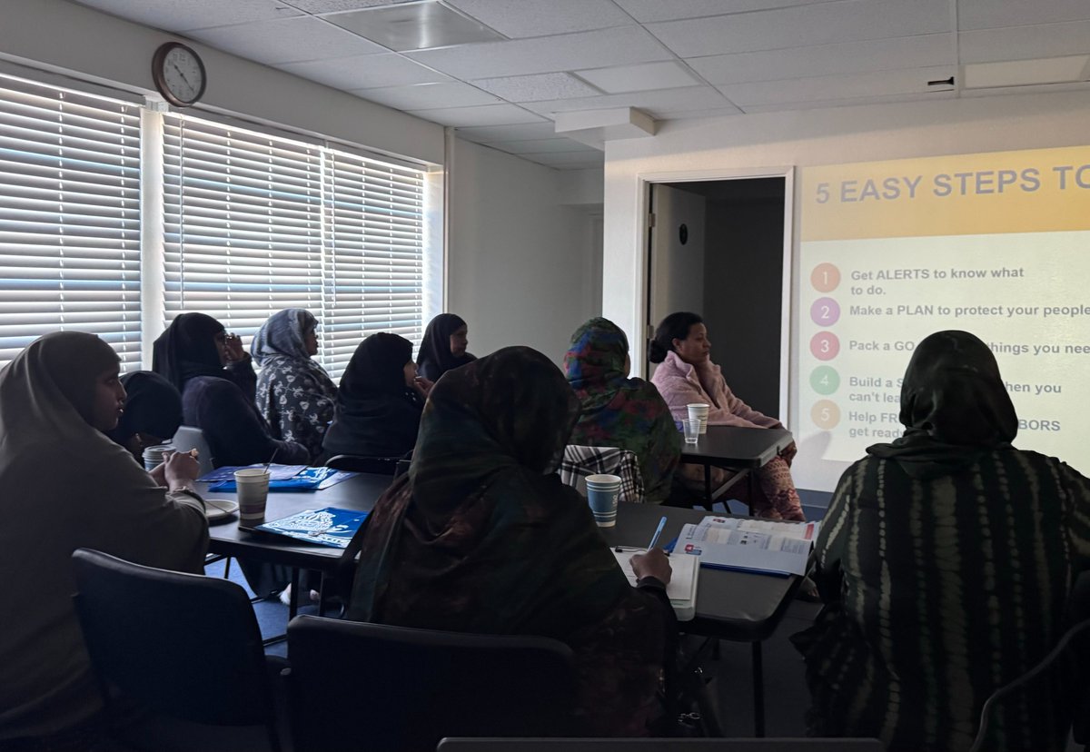 HoACommunity's tweet image. This past Saturday, we hosted a Disaster &amp;amp; Emergency Preparedness workshop for our Shared Services Alliance &amp;amp; Microenterprise clients. Thanks to Carie Chouinard from the @CityofSanDiego Community Emergency Response Team (CERT), childcare providers learned how to create emergency…