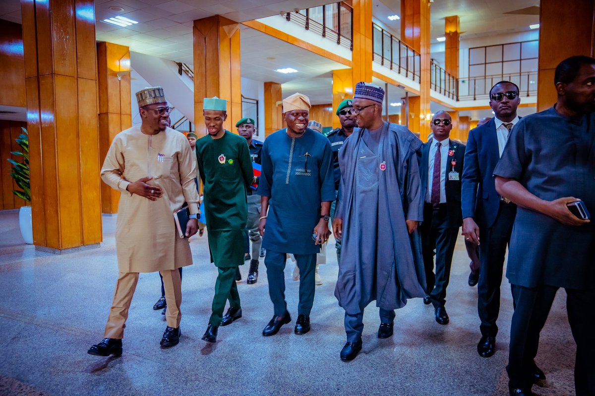 In the name of Allah SWT, I have released the sum of 2 million naira to pay the WAEC, JAMB fees of young men and women in Kaduna North. I have distributed it among Doka/Gabasawa Zone and Kawo Zone. The committee will be designed by my Senior Counsellors on the various Zones. I