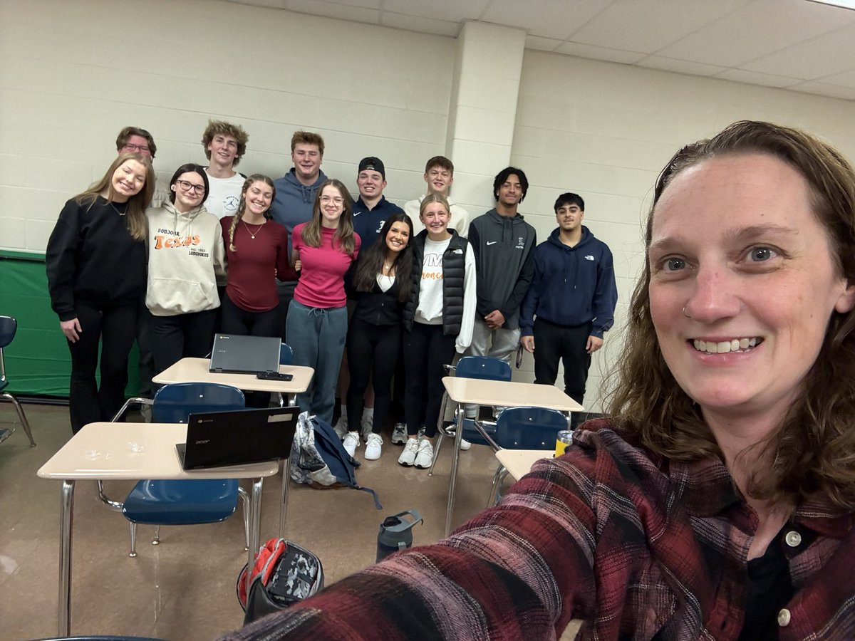 Mrs. Duensing tweet media