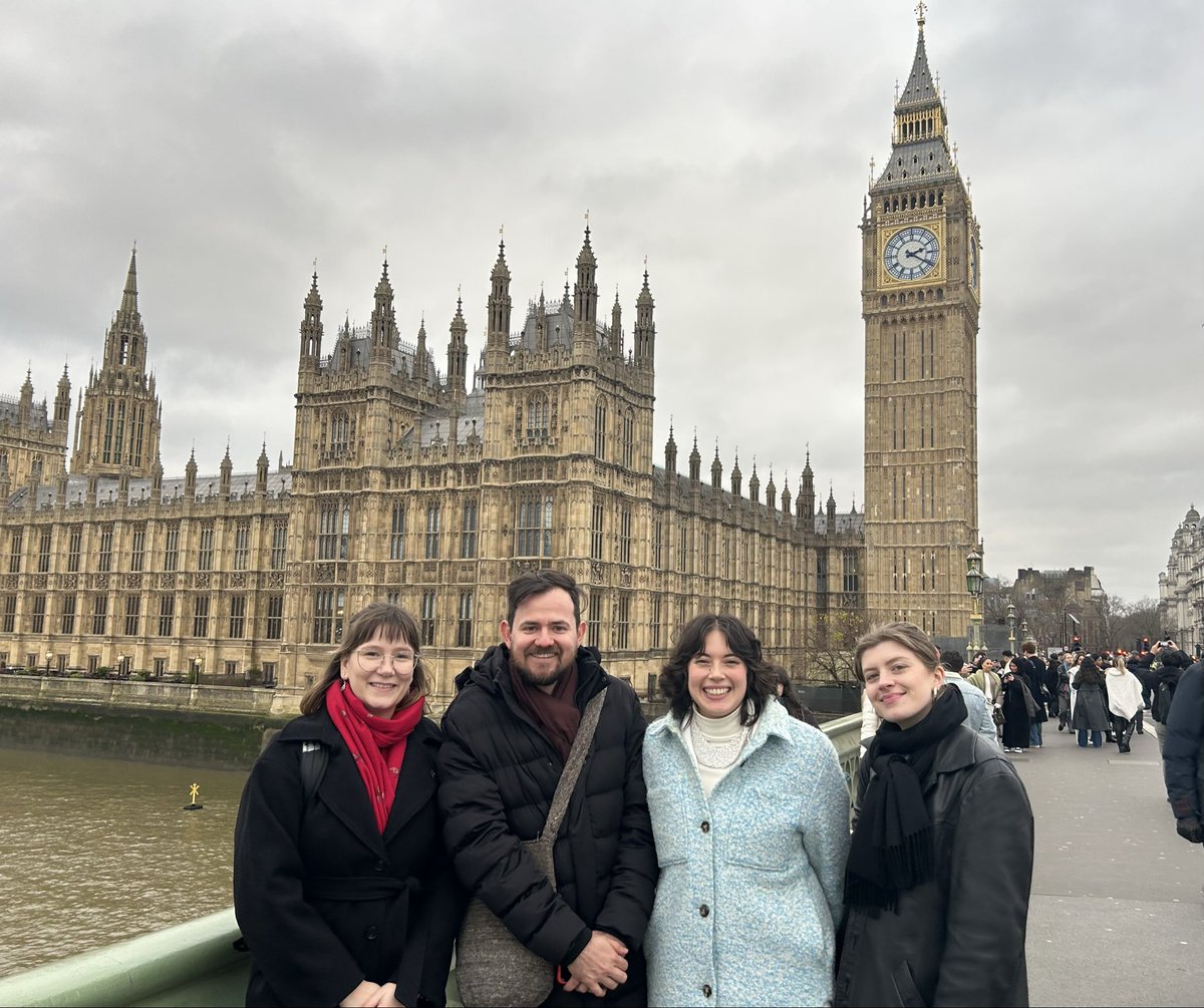 🧵1/4
🇨🇴 This week we’re with Colombian #HumanRightsDefender and lawyer Sebastián Escobar Uribe in London.

Sebastián works with <a href="/Ccajar/">ColectivoDeAbogad@s</a>, a collective of lawyers that has received support from PBI since 1995. 

👇 Take a look at who Sebastián met with in the following thread!