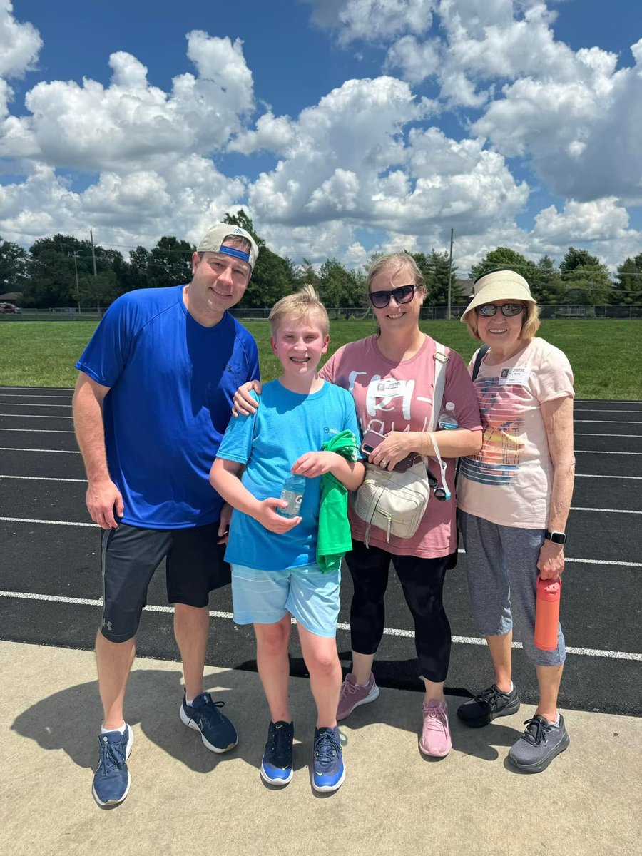 olatheschools's tweet photo. 👟 Two years ago, Chisholm Trail Middle School introduced a triathlon as part of their PE class to provide students with a lifelong activity that fosters both teamwork and a sense of accomplishment. Whether they choose to compete as part of a team—dividing the swimming, biking, and running events—or take on the entire challenge individually, every student finds a way to push their limits!

🚲 Jamie Totte-Boyde, CST PE Teacher, shared "from its inception, this event has brought our school community together in ways we couldn’t have imagined." Teachers form their own teams and compete alongside students. Other students pour out of their classrooms to cheer, the school band provides an energizing soundtrack, and parents volunteer to keep everything running smoothly.

🏊 One moment that truly exemplifies the spirit of this event happened when Caden, CST students with with Spina Bifida and hydrocephalus completed the race entirely on his own! His mom shared they weren't sure if he would ever walk and to see his finish was inspiring. As he crossed the finish line, everyone formed a tunnel, linking arms to cheer him on!

🌟 Ms. Totte-Boyde continued to say, the "triathlon isn’t just about competition; it’s about showing our students they’re capable of more than they realize—physically and mentally. It’s about building confidence, resilience, and unity." #OPSMakeTodayCount