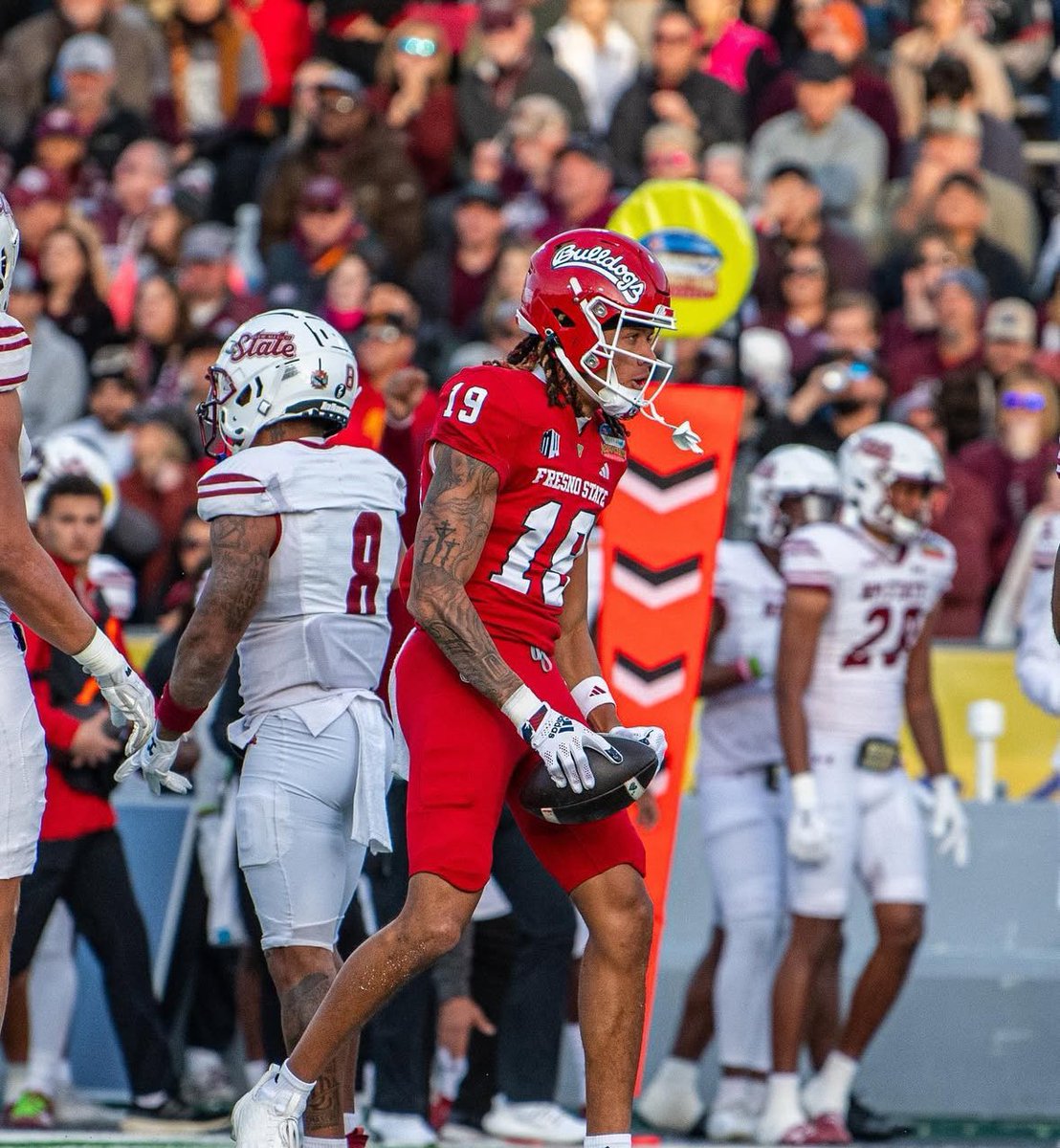 Soledad High grad and former Hartnell Panther WR Josiah Freeman is entering the transfer portal 🏈

Josiah had two touchdowns for the Bulldogs last season. Fresno recently hired Matt Entz as the new head coach.