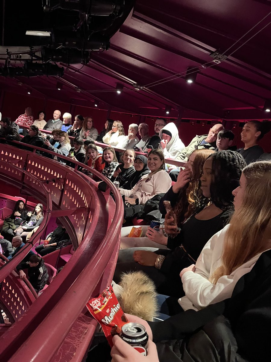 English at GAA 📚📖🎭📝 tweet media