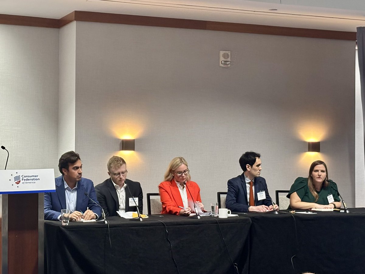 💳 Rising #CreditCard #Debt threatens financial health. Experts examine why balances are climbing and what we can do to #ProtectConsumers.
#DebtCrisis #CFAFSC